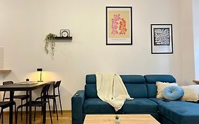Trzypokojowy apartament na Księżym Młynie